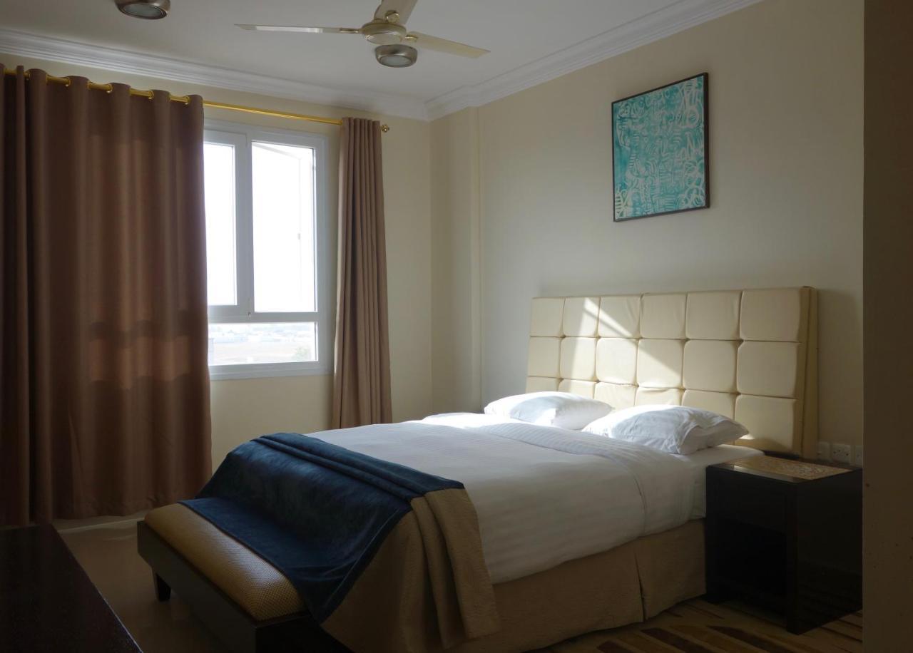 Grand Tayba Hotel Салалах Екстериор снимка