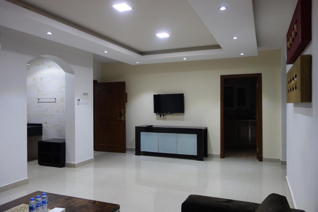 Grand Tayba Hotel Салалах Екстериор снимка