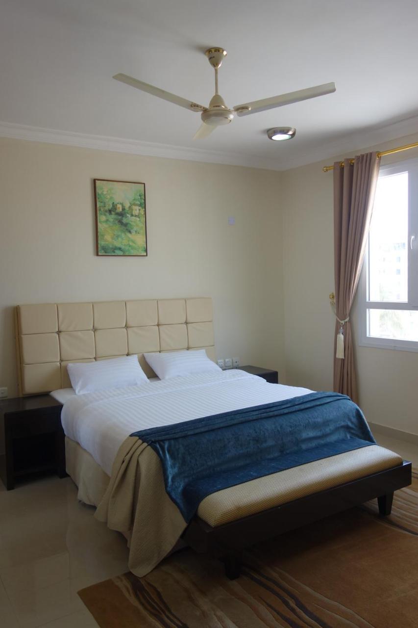 Grand Tayba Hotel Салалах Екстериор снимка