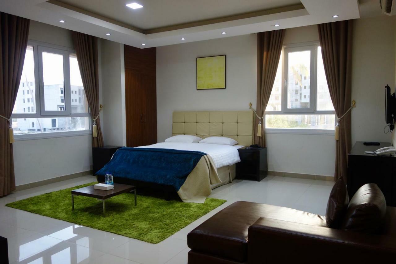 Grand Tayba Hotel Салалах Екстериор снимка